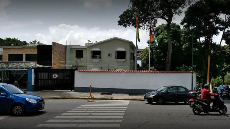 Venezuela expulsa a personal militar de la embajada de Bolivia