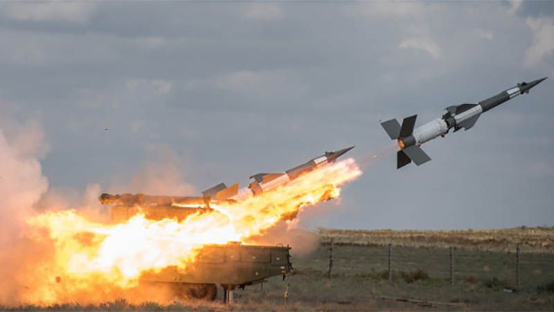 La defensa antia&eacute;rea siria repele ataque de drones terroristas en Hama