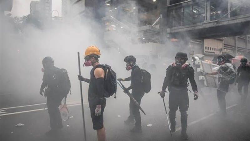 Pek&iacute;n pide a Hong Kong poner fin al caos y restablecer el orden