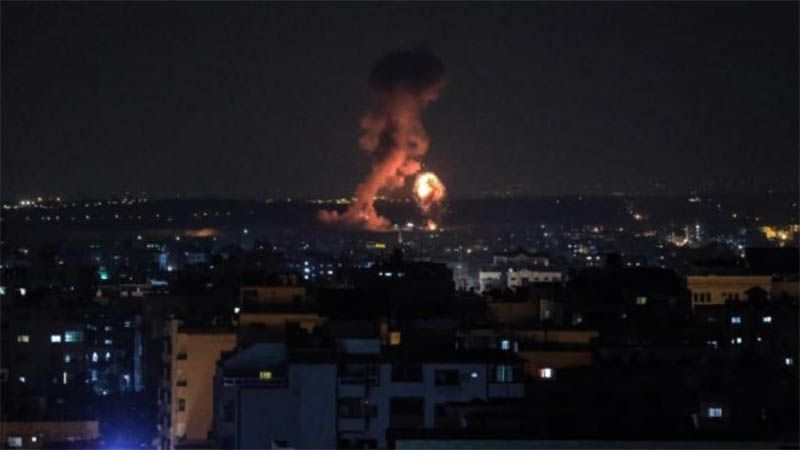 El ej&eacute;rcito de ocupaci&oacute;n israel&iacute; ataca posiciones de Hamas y reduce zona de pesca en Gaza