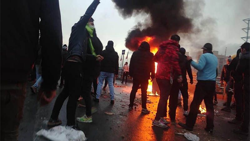 Ir&aacute;n arresta a varios alborotadores armados responsables de la violencia en Mahshar