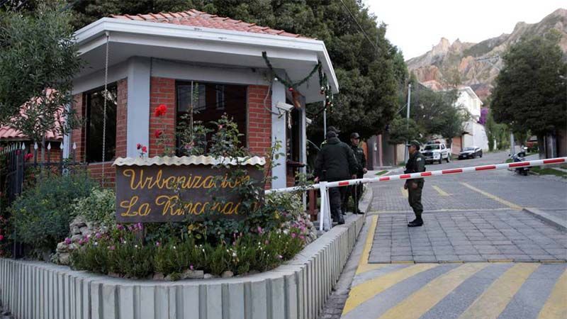 Espa&ntilde;a expulsa a tres diplom&aacute;ticos bolivianos en respuesta a la decisi&oacute;n de &Aacute;&ntilde;ez