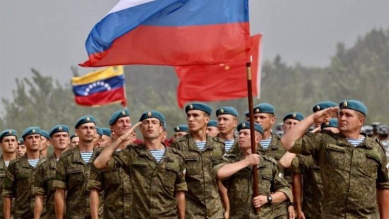Venezuela despliega tropas rusas en la frontera con Colombia