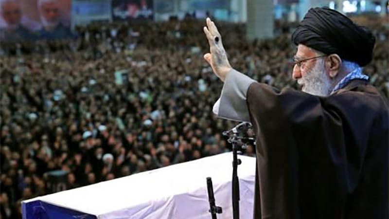 La &ldquo;amarga&rdquo; tragedia del avi&oacute;n no debe eclipsar el &ldquo;sacrificio&rdquo; de Soleimani, dice Jamenei