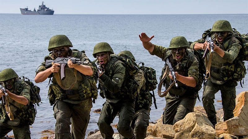 Los militares de Rusia y Siria realizaron maniobras conjuntas en el puerto de Tartus