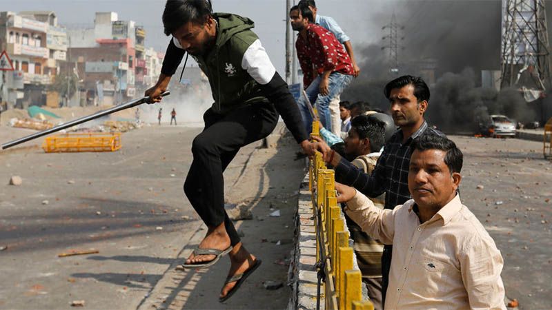 Siete muertos y decenas de heridos en disturbios durante la visita de Trump a la India