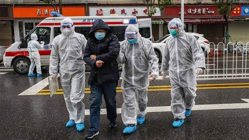 Espa&ntilde;a registra 950 fallecidos en 24 horas lo que eleva la cifra total a m&aacute;s de 10.000 v&iacute;ctimas