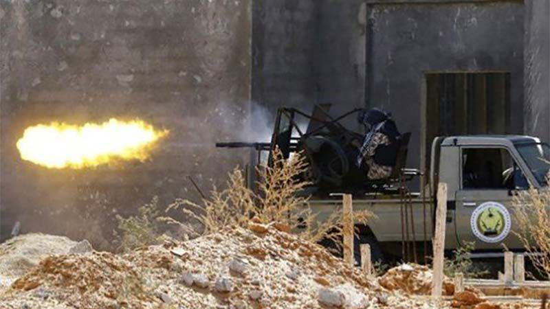 M&aacute;s de cuatro muertos por nuevos enfrentamientos en la capital de Libia