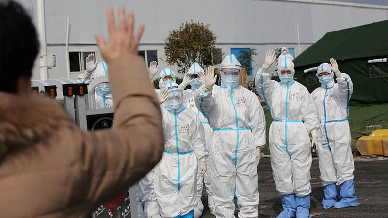 China informa de que todos los pacientes con coronavirus han sido dados de alta en Wuhan