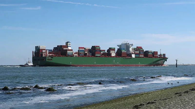 Una fragata rusa choca contra un barco civil en un estrecho entre Dinamarca y Suecia