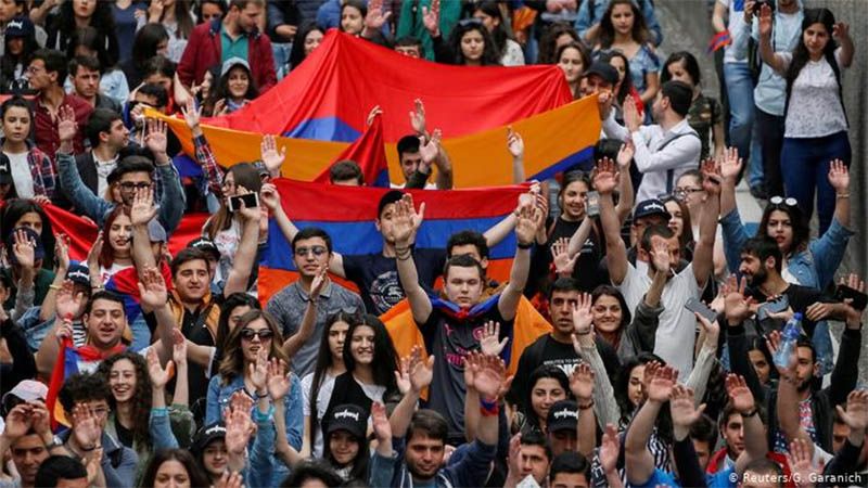 Protestas en Armenia contra el acuerdo de paz firmado con Azerbaiy&aacute;n