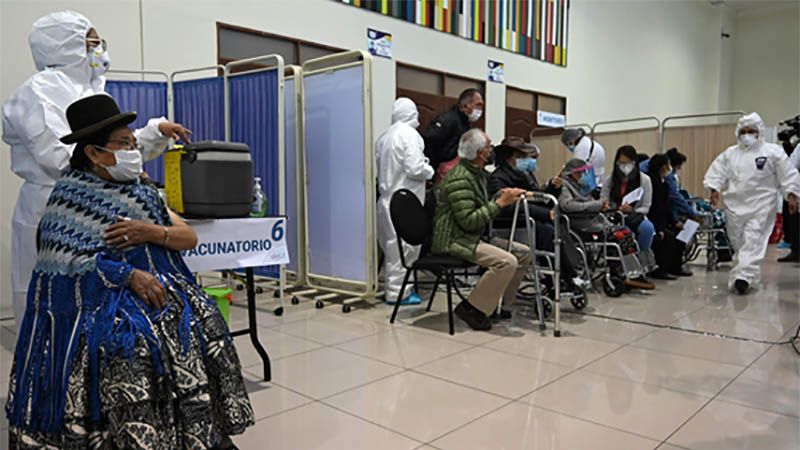 Bolivia comienza la vacunaci&oacute;n masiva contra la COVID-19