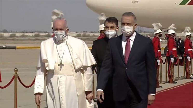 El papa Francisco llega a Iraq en una visita hist&oacute;rica