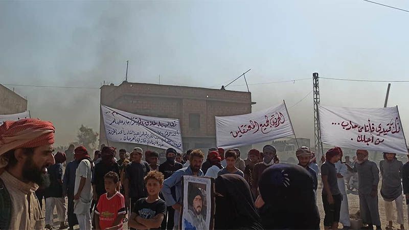 Tropas de EEUU en Siria arrestan a 300 miembros de una tribu que luchaba contra Daesh