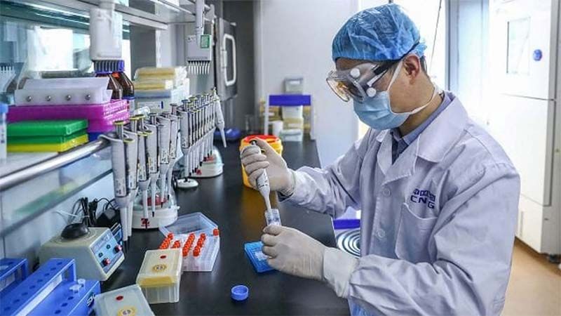 Japon: Encuentran part&iacute;culas de acero inoxidable en los lotes suspendidos de la vacuna de Moderna