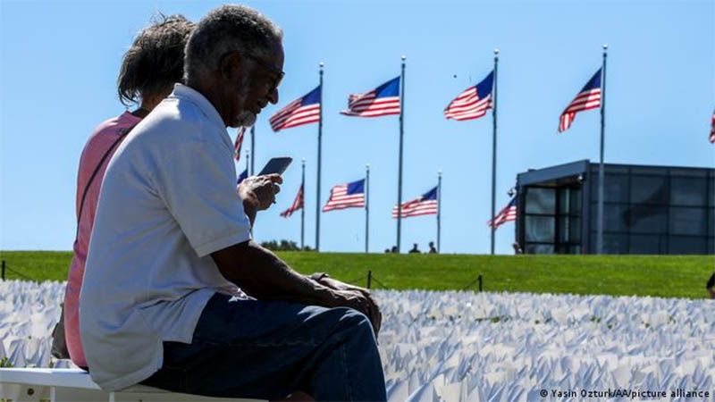 Estados Unidos supera los 700.000 fallecidos por la COVID-19