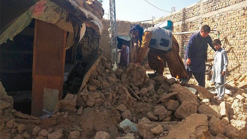 Al menos 20 muertos y 300 heridos en un terremoto de 5,9 grados en Pakist&aacute;n