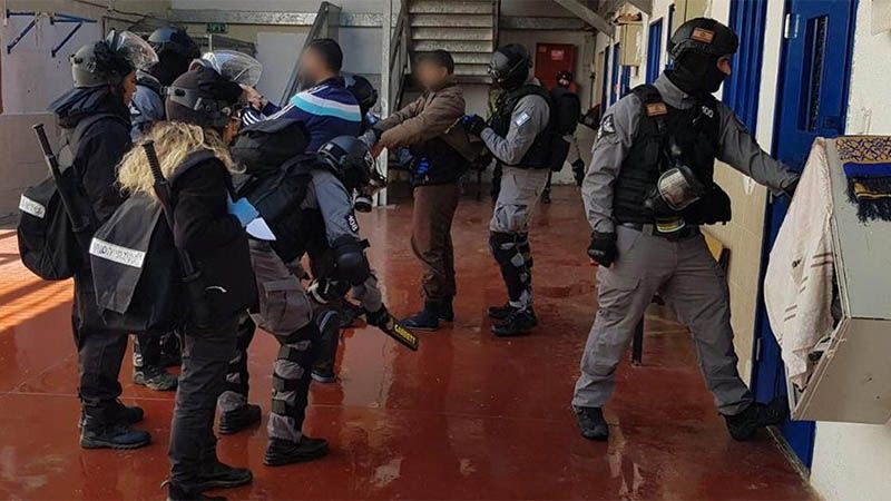 Un prisionero palestino apu&ntilde;ala a un oficial israel&iacute; en la prisi&oacute;n de Nafha