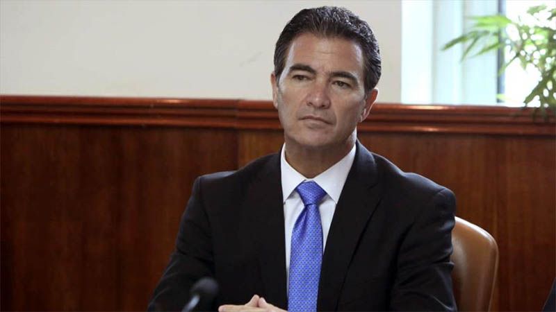 Exjefe del Mossad revel&oacute; secretos del r&eacute;gimen sionista a una asistenta de vuelo
