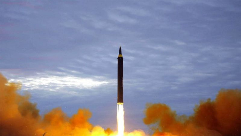 Corea del Norte lanza dos misiles bal&iacute;sticos hacia el mar de Jap&oacute;n