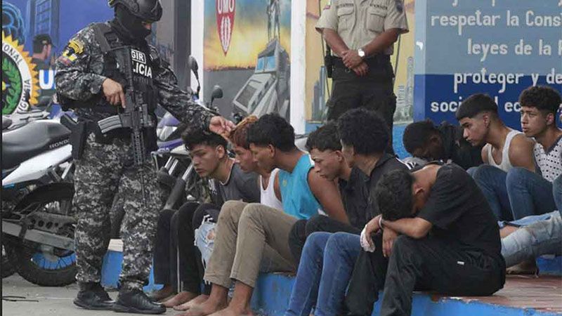 El conflicto armado interno en Ecuador deja m&aacute;s de 10 mil detenidos