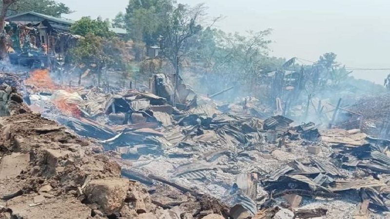 Mueren trece civiles en un nuevo ataque del Ej&eacute;rcito de Birmania en Rajine