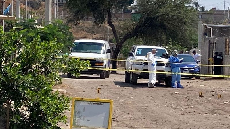 Hallan 17 cuerpos enterrados en una casa en México