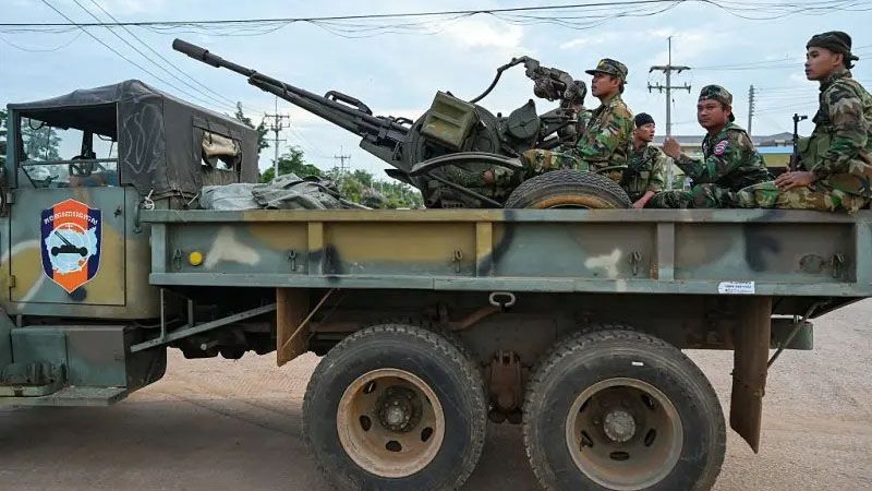 Contin&uacute;an los enfrentamientos entre Tailandia y Camboya por tercer d&iacute;a consecutivo