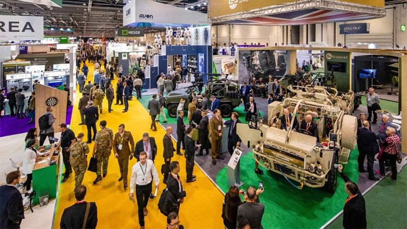 Reino Unido prohíbe asistencia israelí en feria de armas en Londres