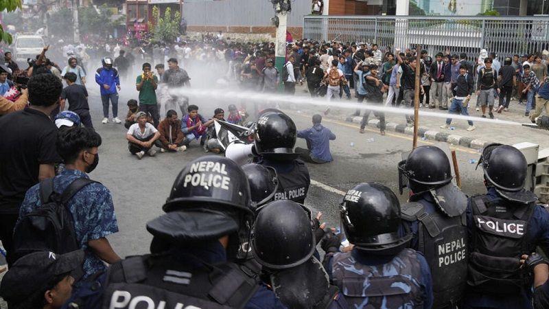 Ascienden a 30 los fallecidos por los disturbios en Nepal