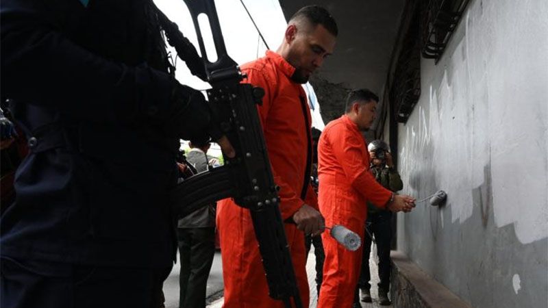 El presidente de Guatemala destituye a la c&uacute;pula de seguridad por la fuga de pandilleros