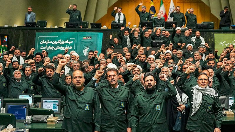 El Parlamento iran&iacute; declara &ldquo;terroristas&rdquo; a los ej&eacute;rcitos europeos