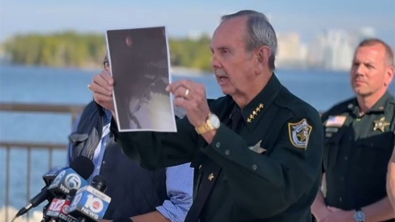 Agentes del Servicio Secreto matan a un joven que intent&oacute; entrar en la residencia de Trump