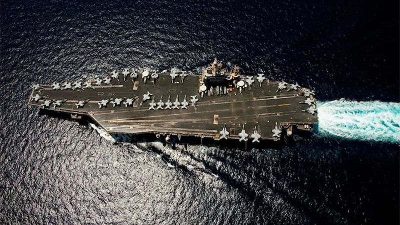 Ir&aacute;n ataca el portaviones estadounidense USS Abraham Lincoln