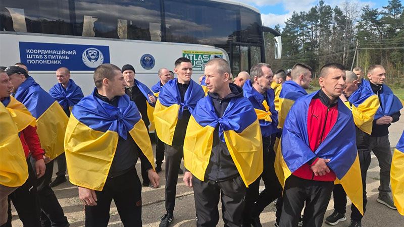 Rusia y Ucrania intercambian 193 prisioneros de cada lado