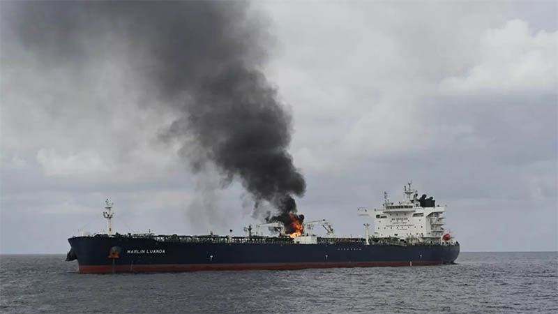 Yemen anuncia ataque a otro petrolero saud&iacute; en el mar Rojo en medio del bloqueo