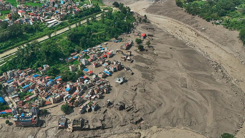 M&aacute;s de 160 muertos y cientos de desaparecidos por una fuerte riada entre Nepal y T&iacute;bet