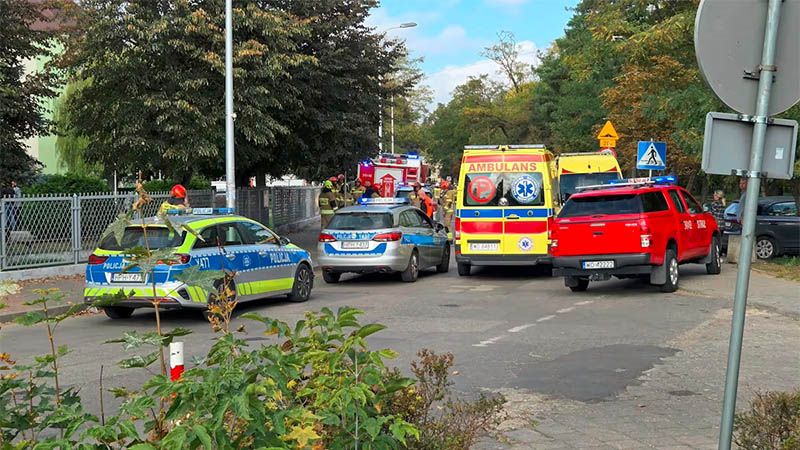 Un adolescente mata a una persona y hiere a otras dos en una escuela de Polonia