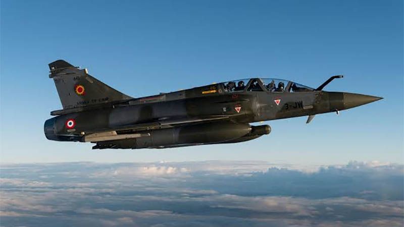 Un caza de combate franc&eacute;s se estrella cerca de Nancy