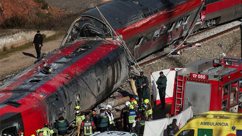 Los sobrevivientes describen c&oacute;mo fue el mort&iacute;fero choque de trenes en Espa&ntilde;a