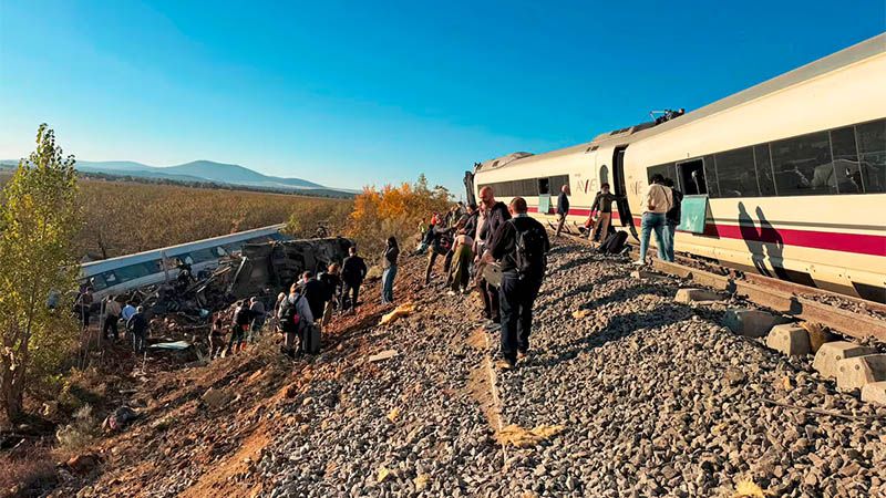 Decenas de muertos y numerosos heridos en una colisi&oacute;n de dos trenes en Espa&ntilde;a