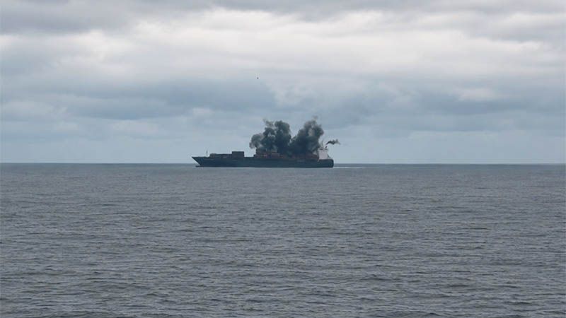 Un buque fletado por naviera israel&iacute; se hunde tras ser atacado en el mar Negro