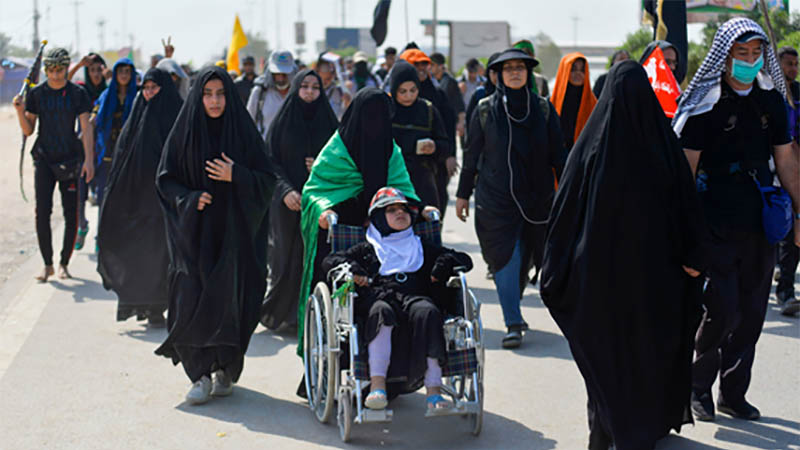 caminan hacia Karbala