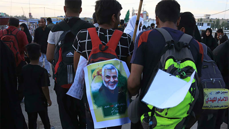 caminan hacia Karbala