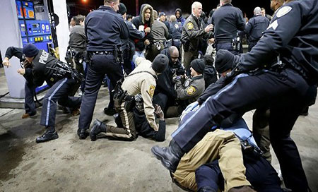 los manifestantes de Berkely El alcalde de Berkeley: “Extraer conclusiones sin una investigación es inaceptable”
